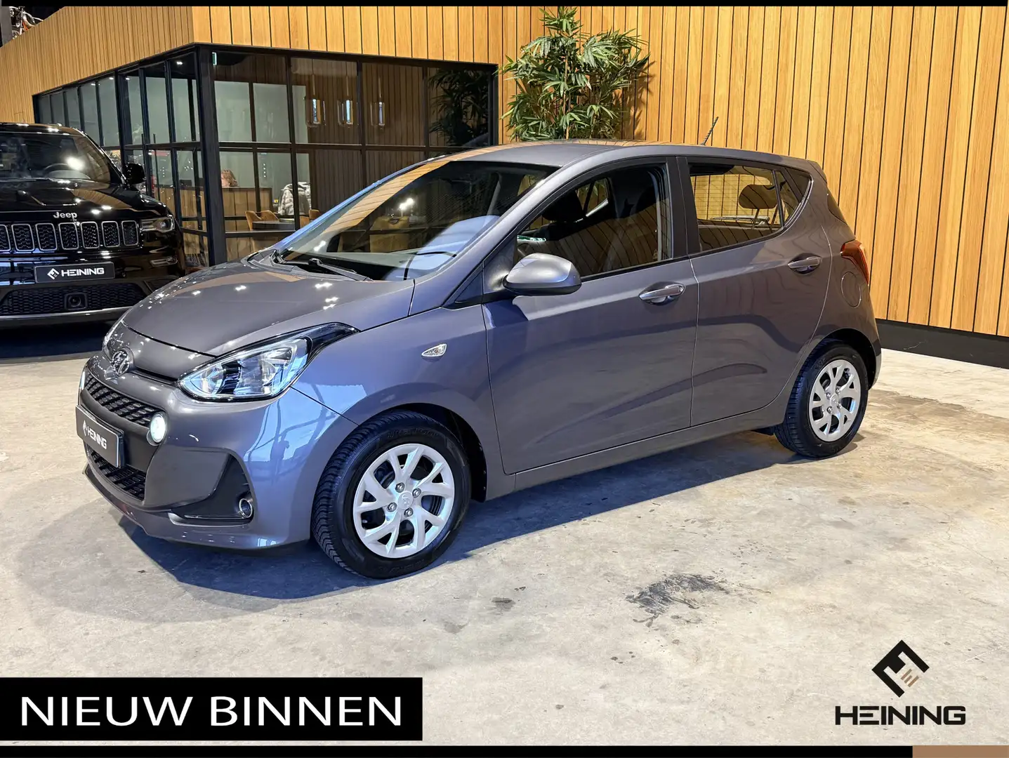 Hyundai i10 1.0i Comfort. Airco. Cruise-control. 70000 KM met Grau - 1