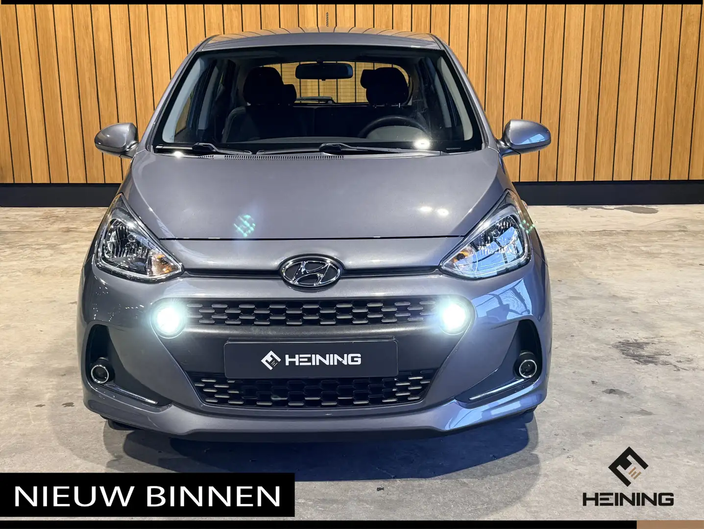 Hyundai i10 1.0i Comfort. Airco. Cruise-control. 70000 KM met Grau - 2