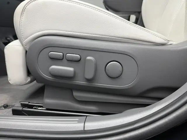 Hyundai Ioniq 5 view 9