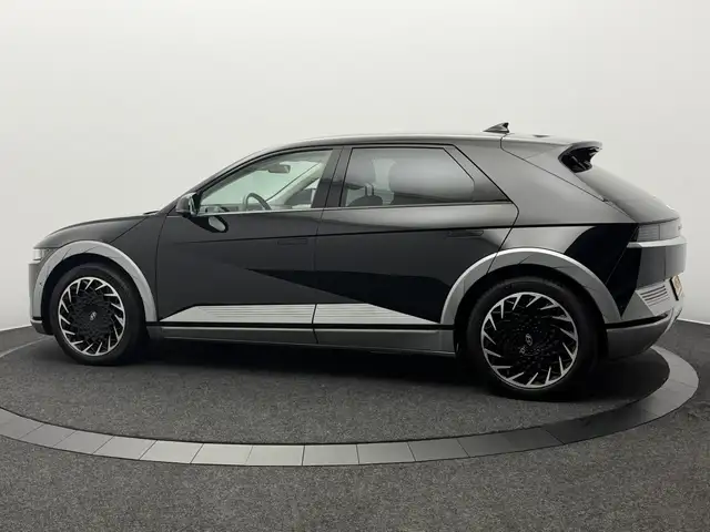 Hyundai Ioniq 5 view 11