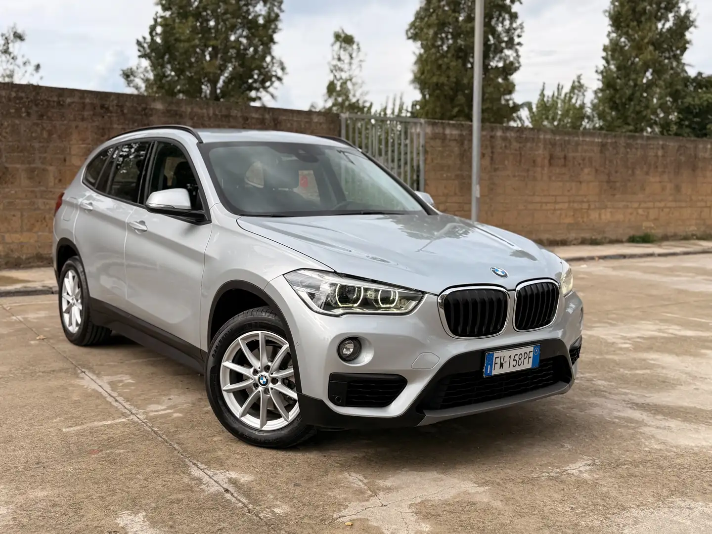 BMW X1 X1 F48 sdrive18d Advantage my18 - 1