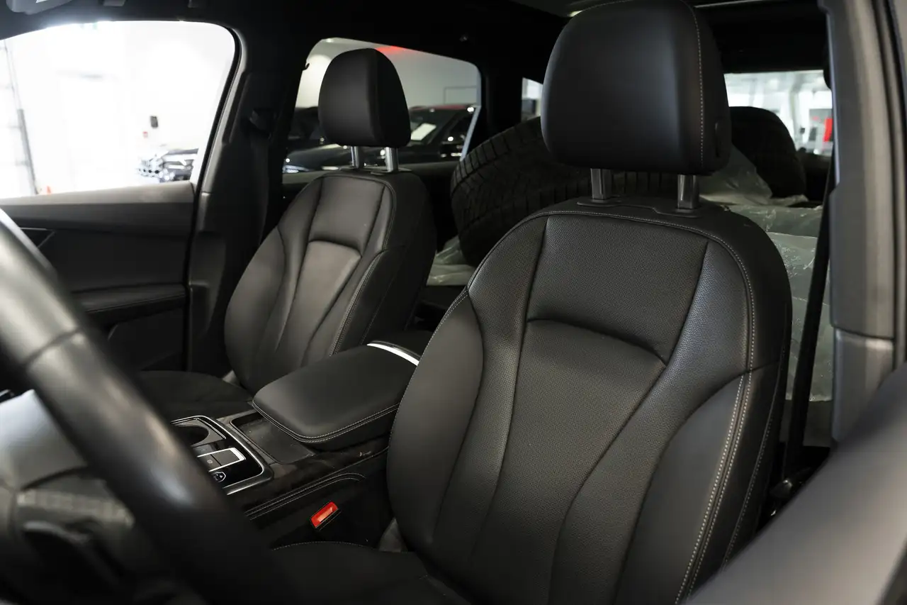Audi Q7 снимка Audi Q7