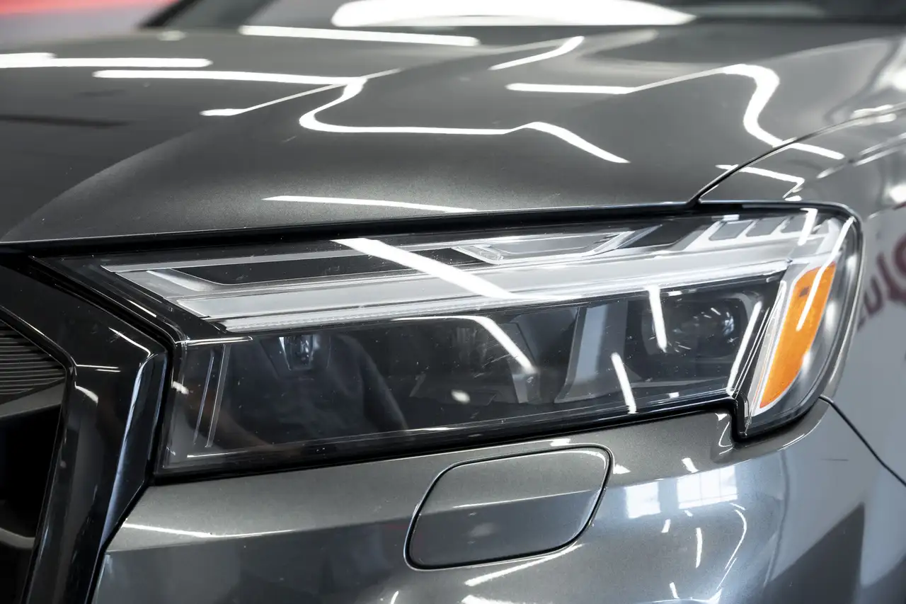 Audi Q7 снимка Audi Q7