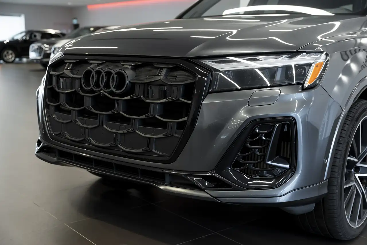 Audi Q7 снимка Audi Q7