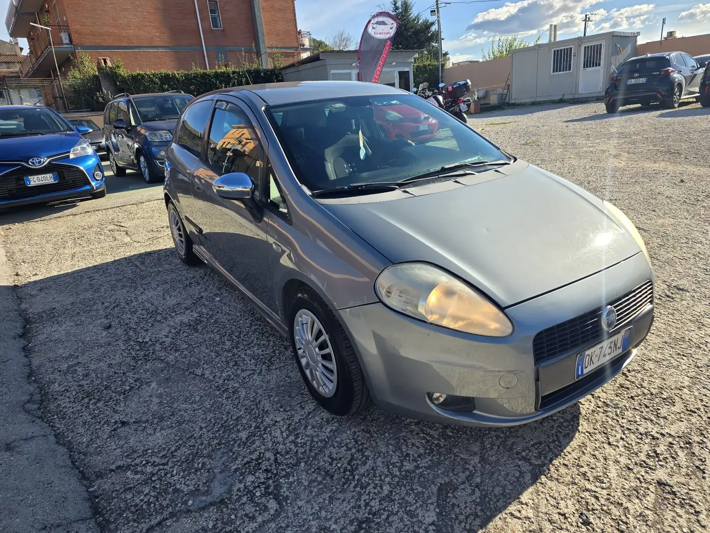 Fiat Grande Punto Grande Punto 3p 1.4 tjt Sport BENZINA GPL Grigio - 1