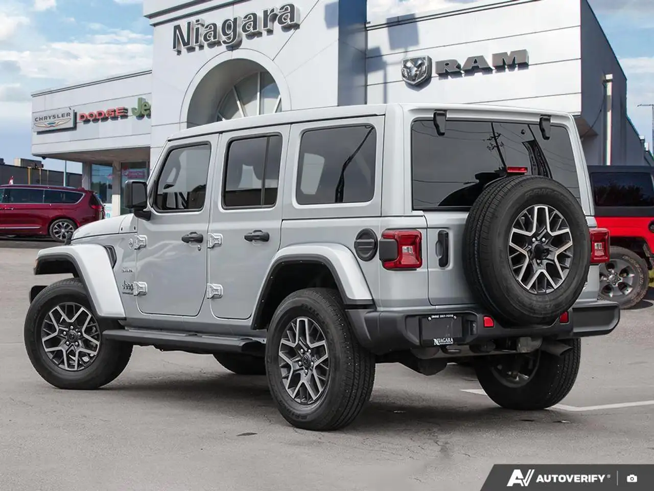 Jeep Wrangler снимка Jeep Wrangler