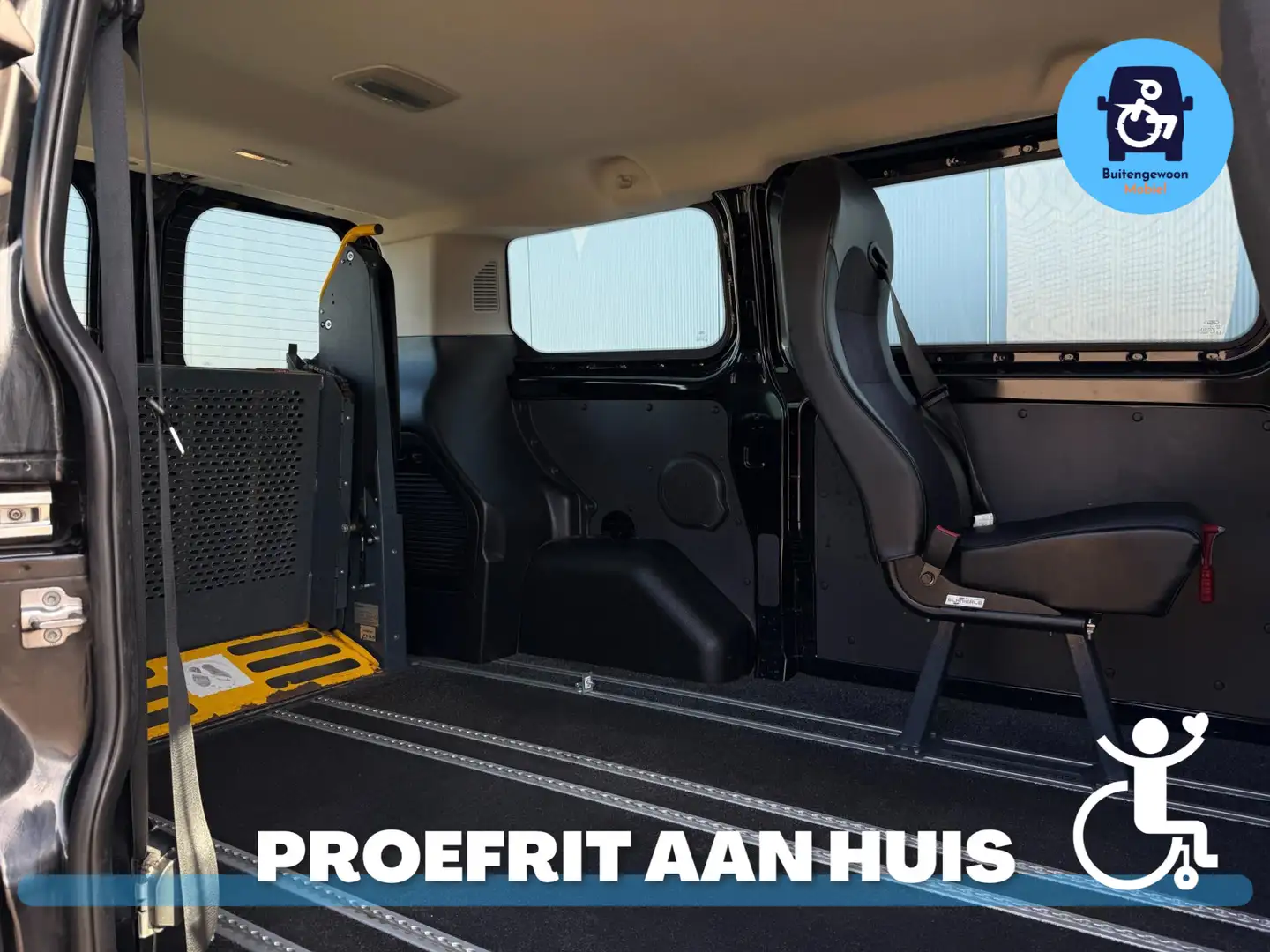 Ford Transit Custom 2.2 | 2013 | Rolstoelbus L1H1 | 3 / 4 persoons uit Noir - 2