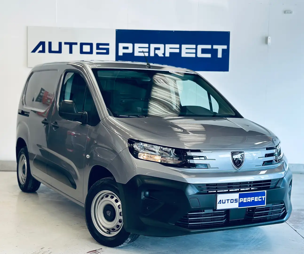 Peugeot Partner 1.5 BlueHDi L1 *3.713KM* 3PLACES CAMERA NAVI CLIM Šedá - 2