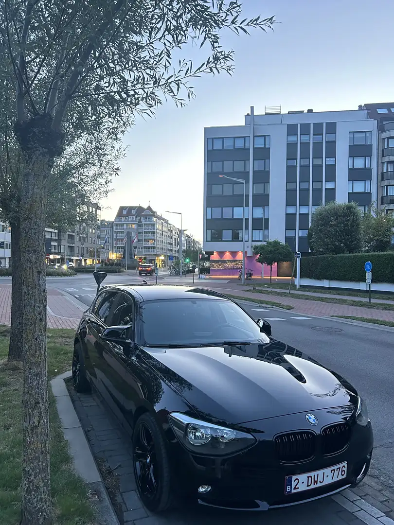 BMW 114 114i Černá - 2