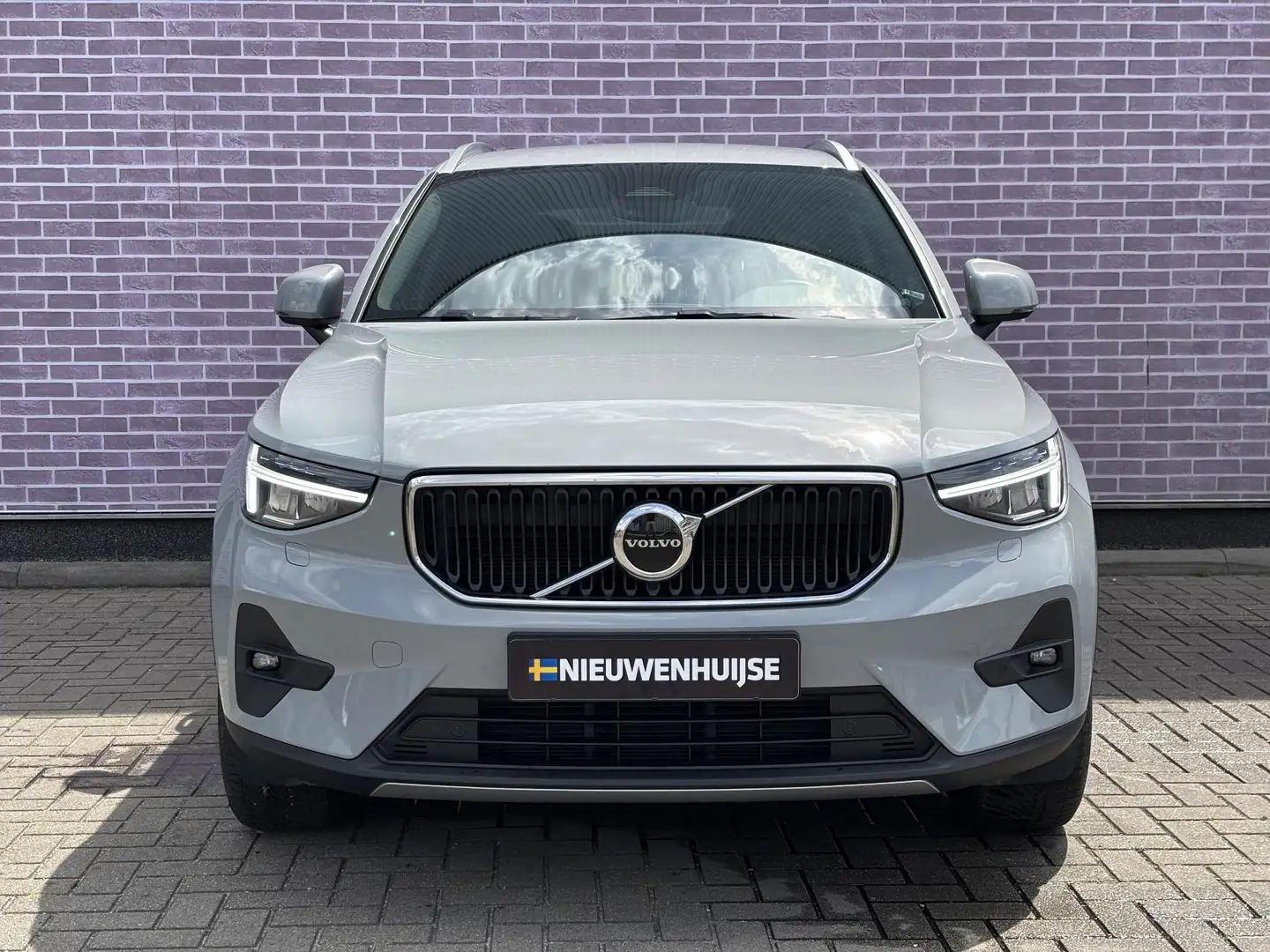 Volvo XC40 B4 Aut.7 Core | Adaptieve Cruise Control | Trekhaa Gris - 2