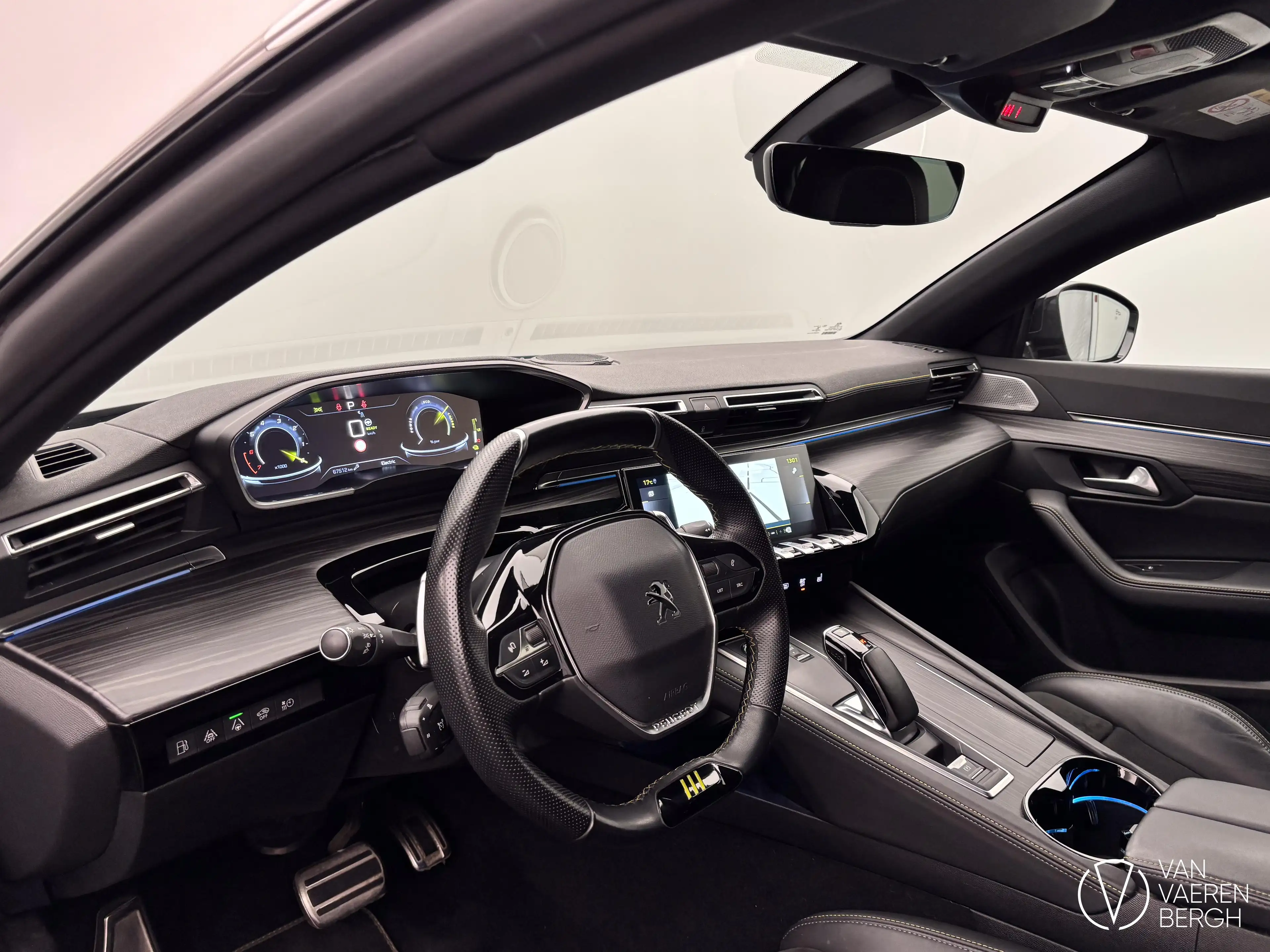 Peugeot 508 PSE/ HYBRID/ SOUND SYSTEM/ LANE ASSIST — photo 11