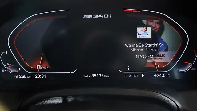 BMW 3 Series view 30