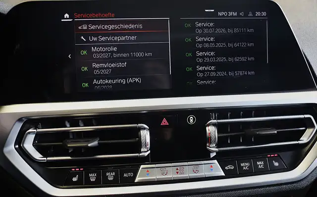 BMW 3 Series view 27