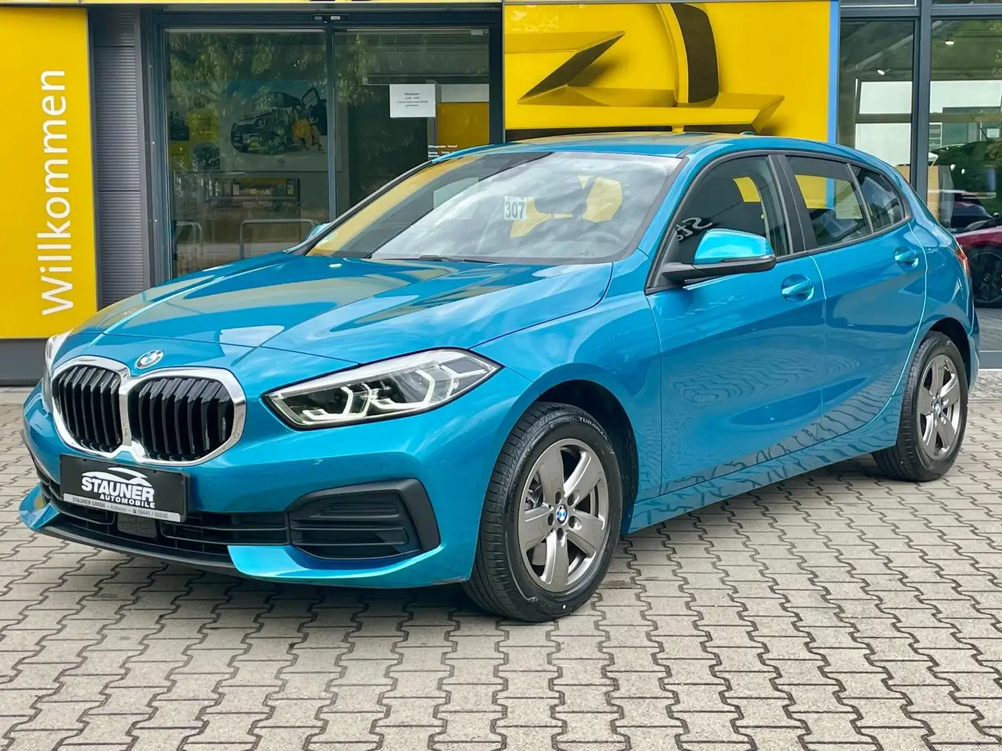 BMW 118 i Advantage *LED*SHZ*LHZ*NAVIGATION*2xKLIMA* Blau - 2