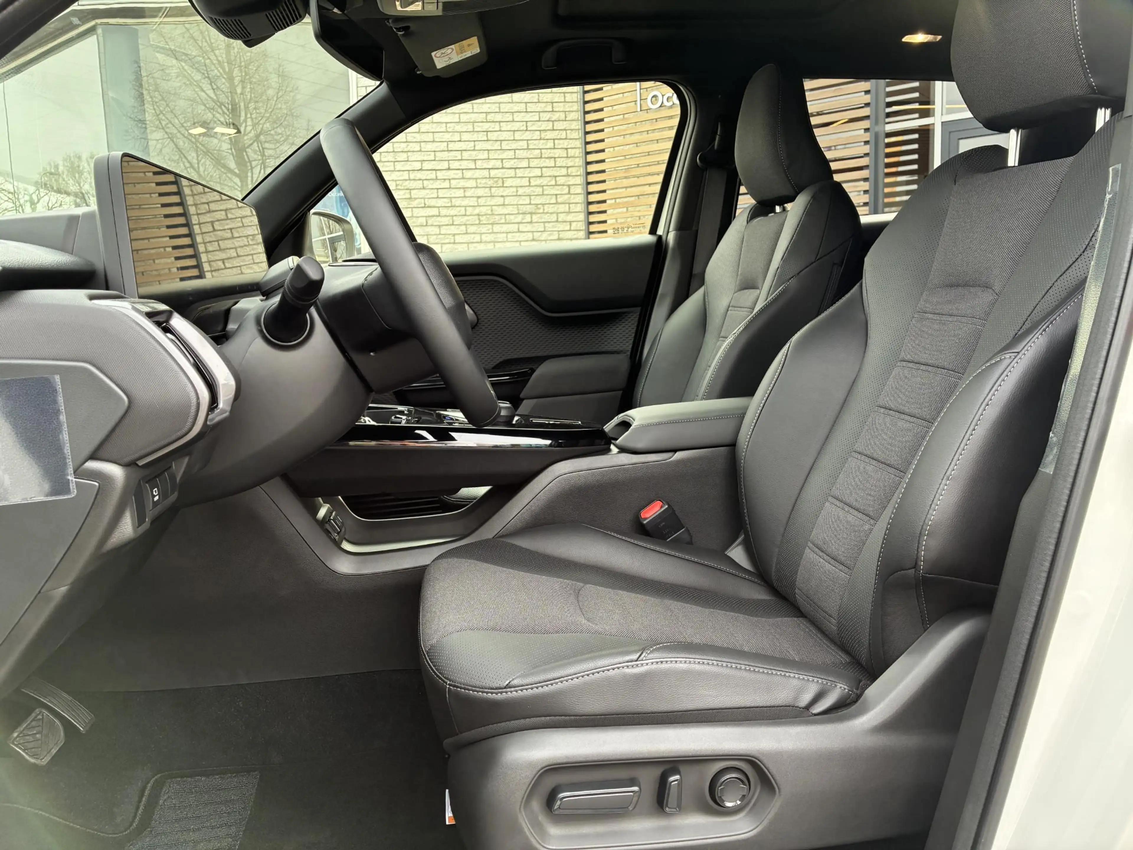 Toyota Urban Cruiser EXECUTIVE 61 KWH NIEUW & DIREECT LEVERBAAR!!! PANO — photo 12