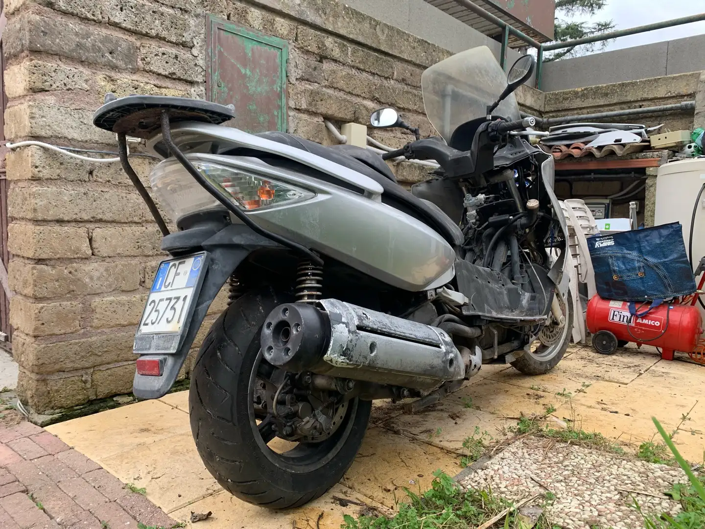 Kymco Xciting 500i Silver - 2