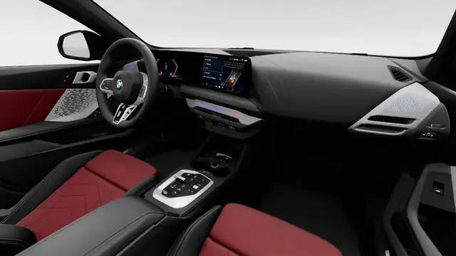 BMW 1 Series view 14