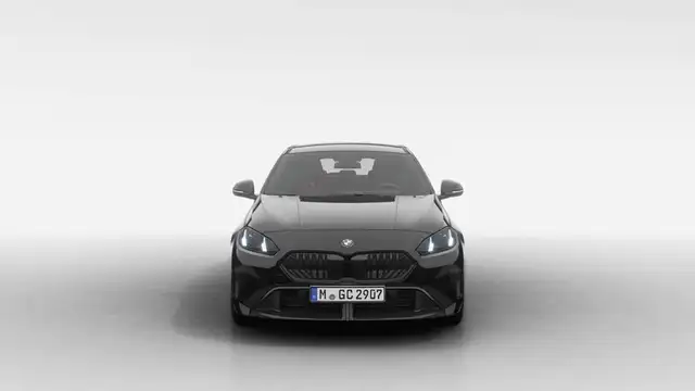 BMW 1 Series view 3