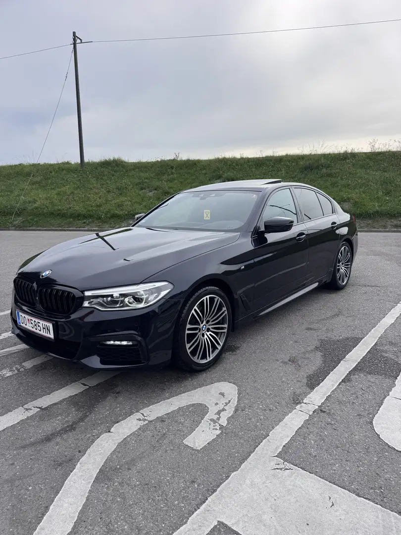 BMW 520 520d/M Paket/HeadUp/360/Dach/Keyles/Carbonschwarz Schwarz - 2