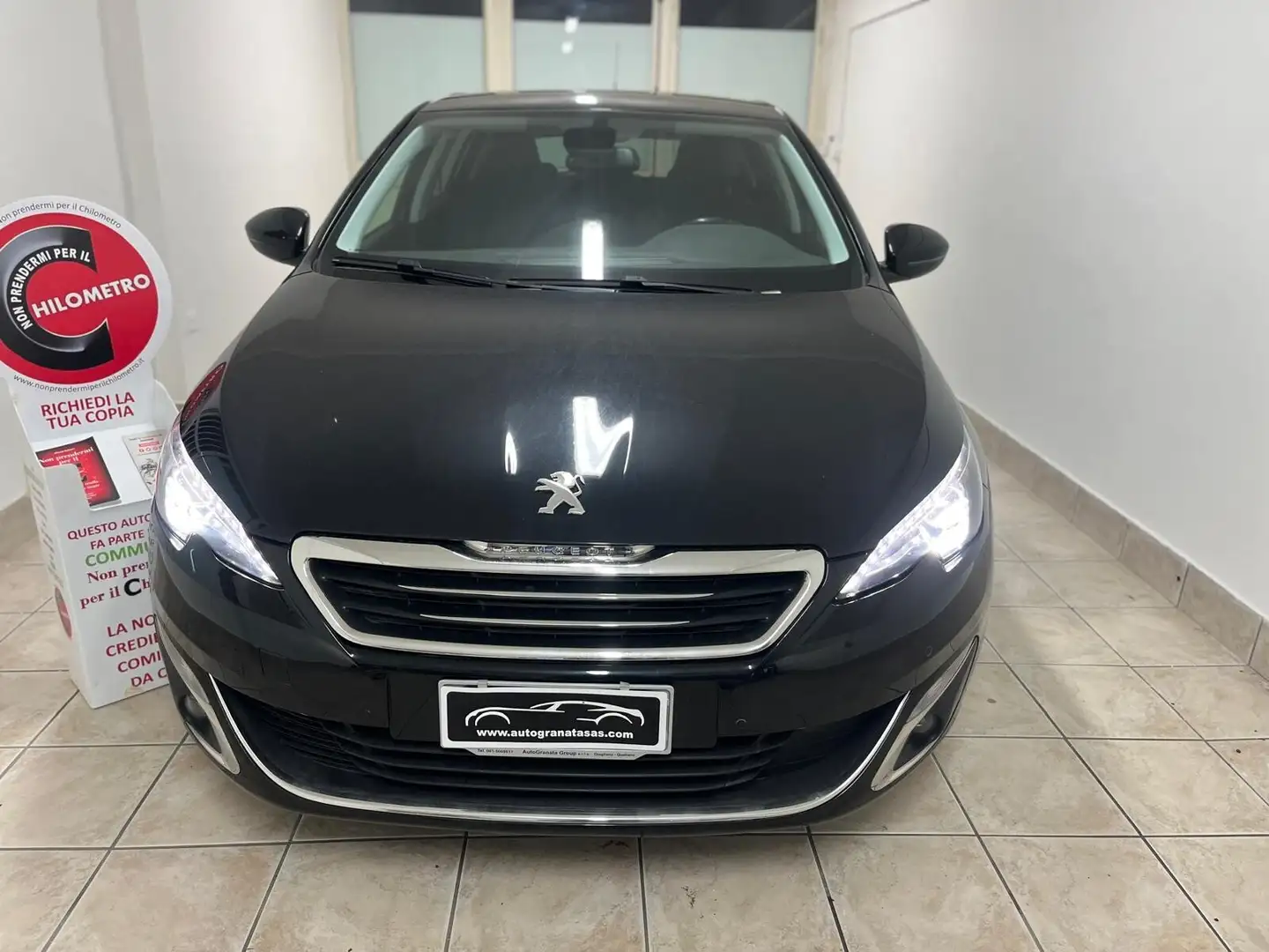 Peugeot 308 BlueHDi 120 S&S EAT6 GT Line Zwart - 2