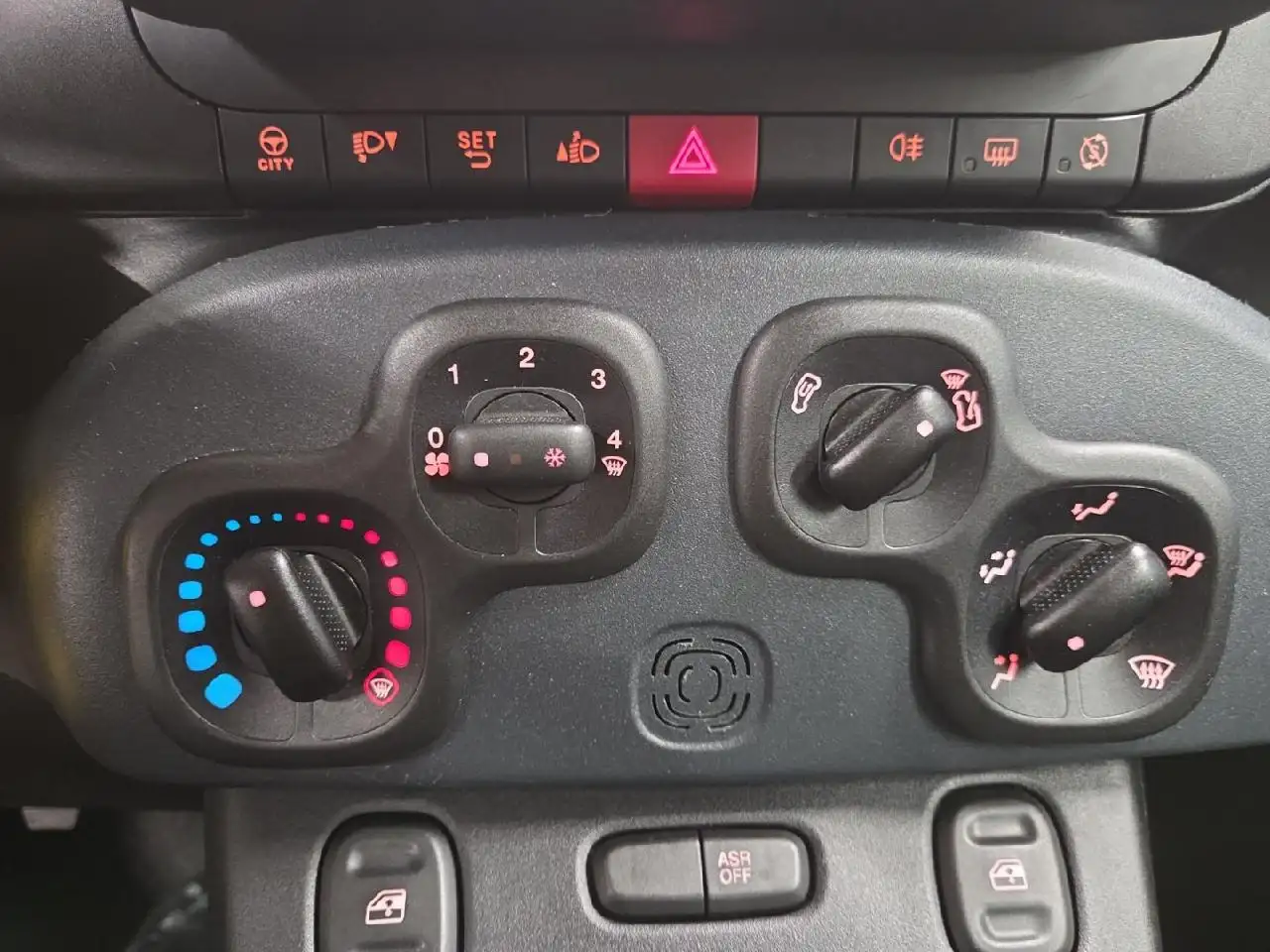Fiat Panda KLIMAANLAGE,BLUETOOTH,USB,PDC,DAB — Vehicle gallery 15
