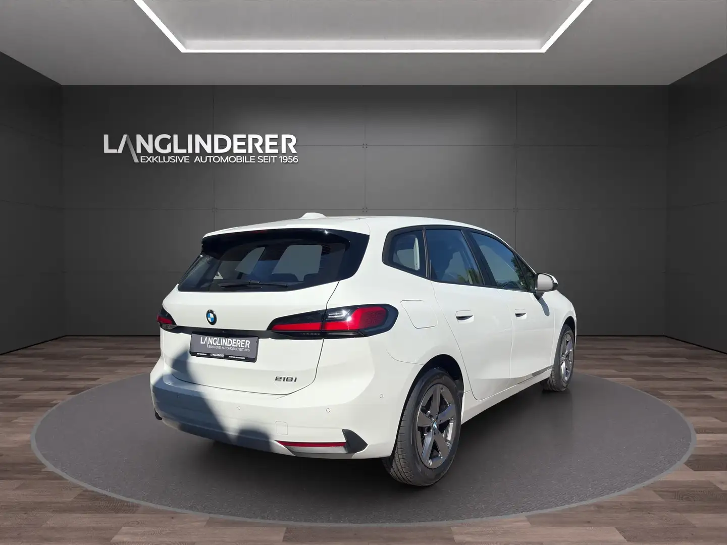 BMW 218 i Active Tourer NP40629,- PremiumP adpLED Weiß - 2