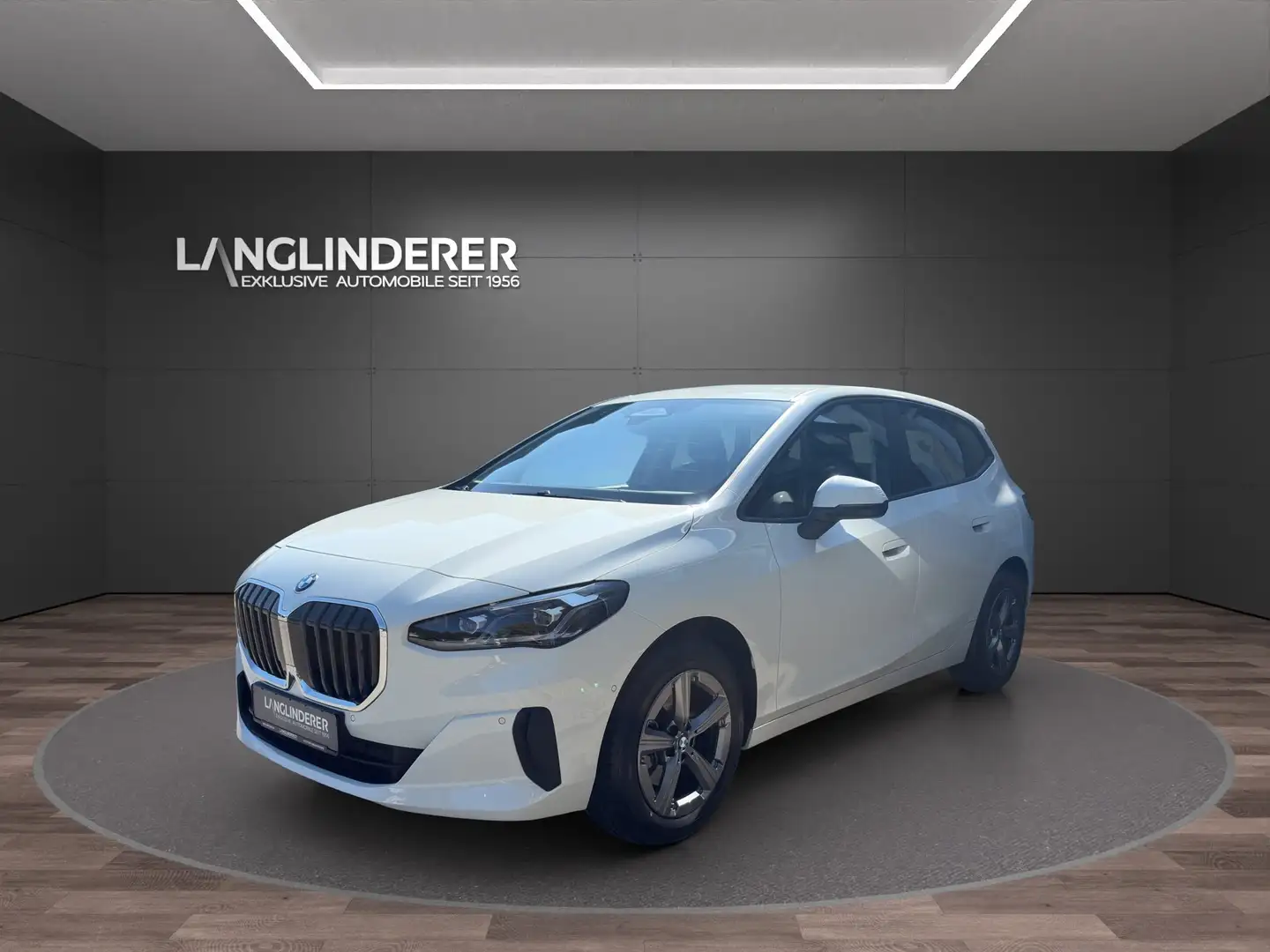 BMW 218 i Active Tourer NP40629,- PremiumP adpLED Weiß - 1
