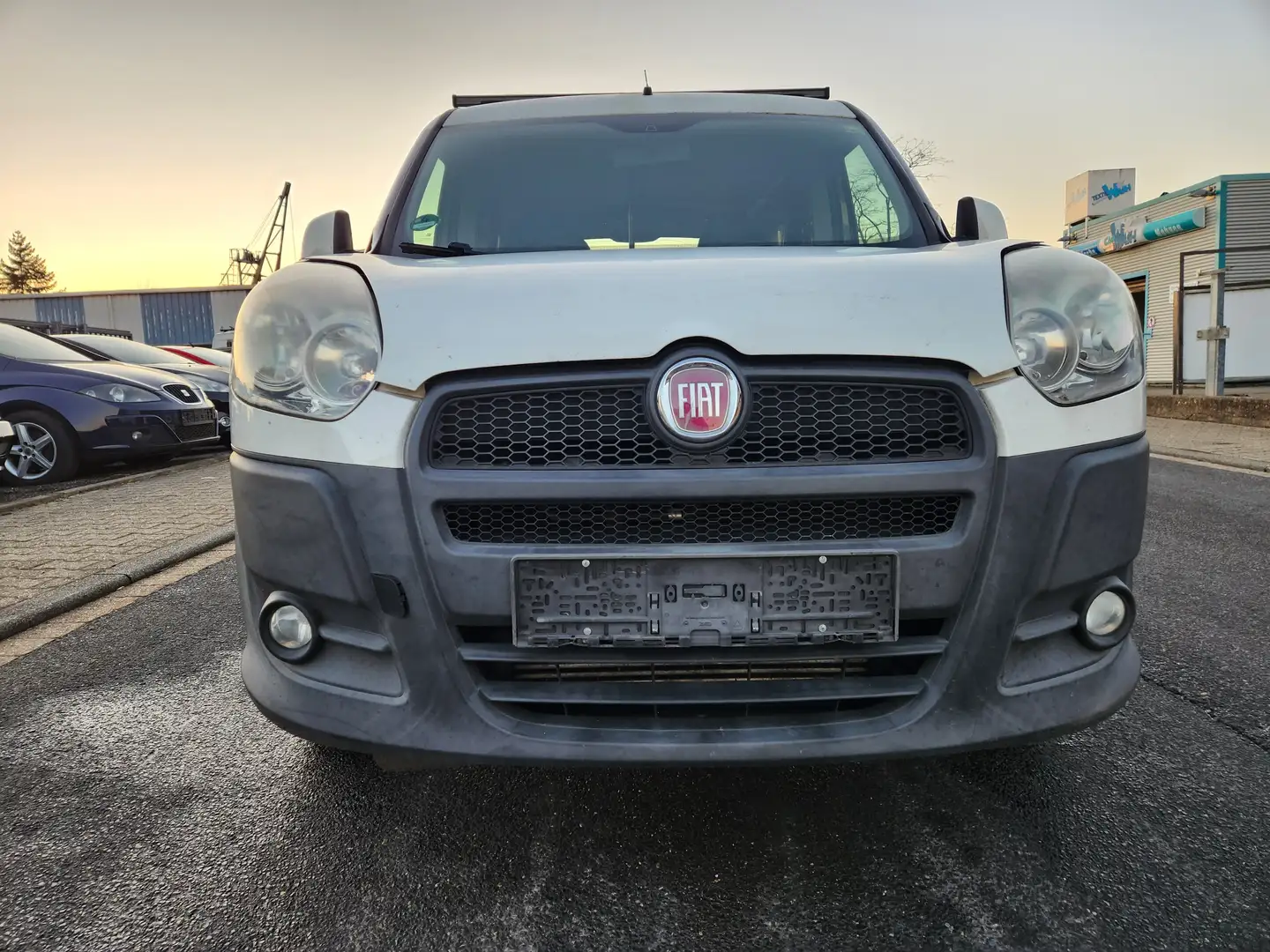 Fiat Doblo MOTORSCHADEN!!! SX Maxi Kasten Klima Euro 5 Bílá - 2