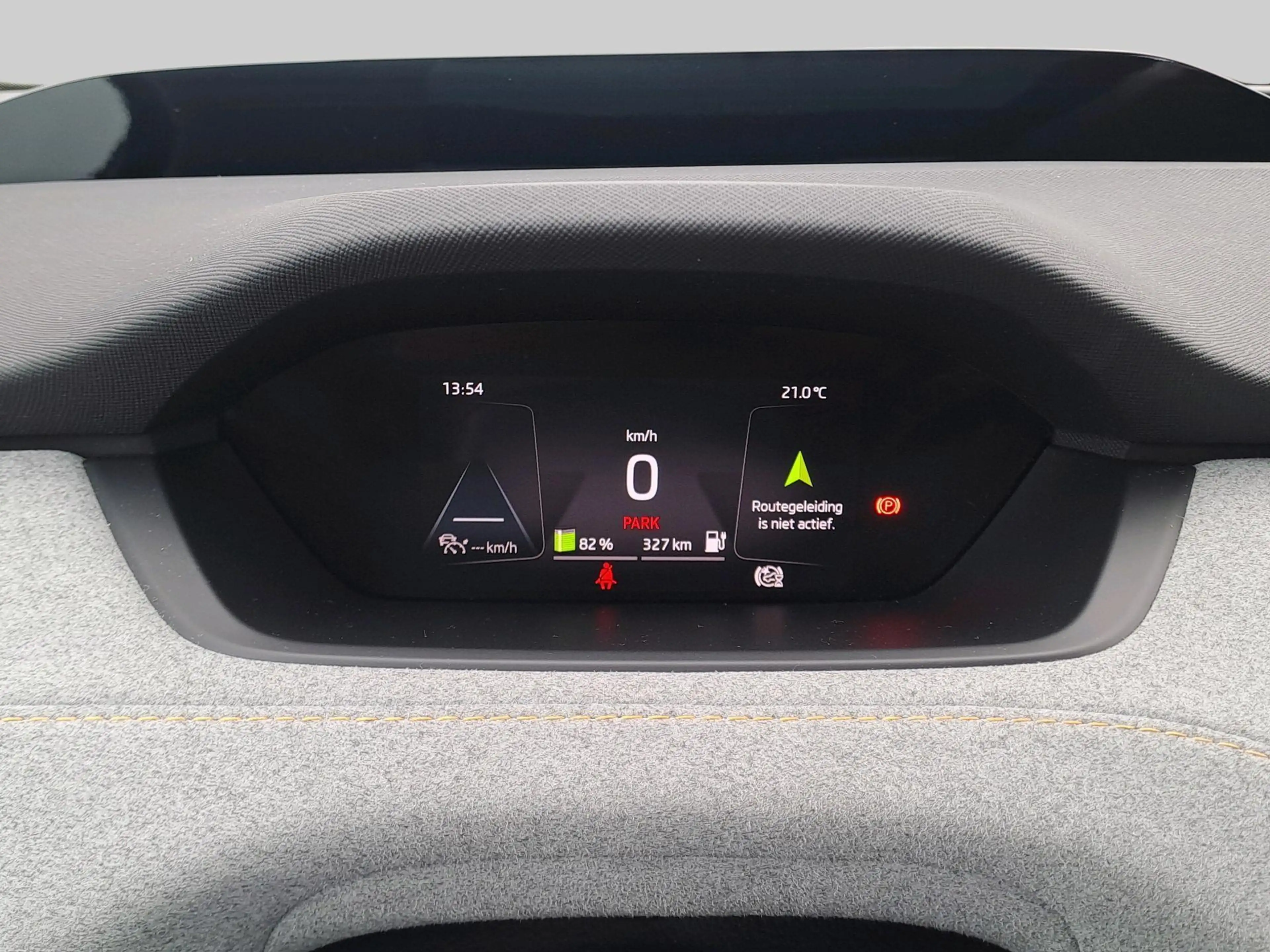 Skoda Enyaq iV 80 | Achteruitrijcamera | Metaalkleur | Navigat — photo 13