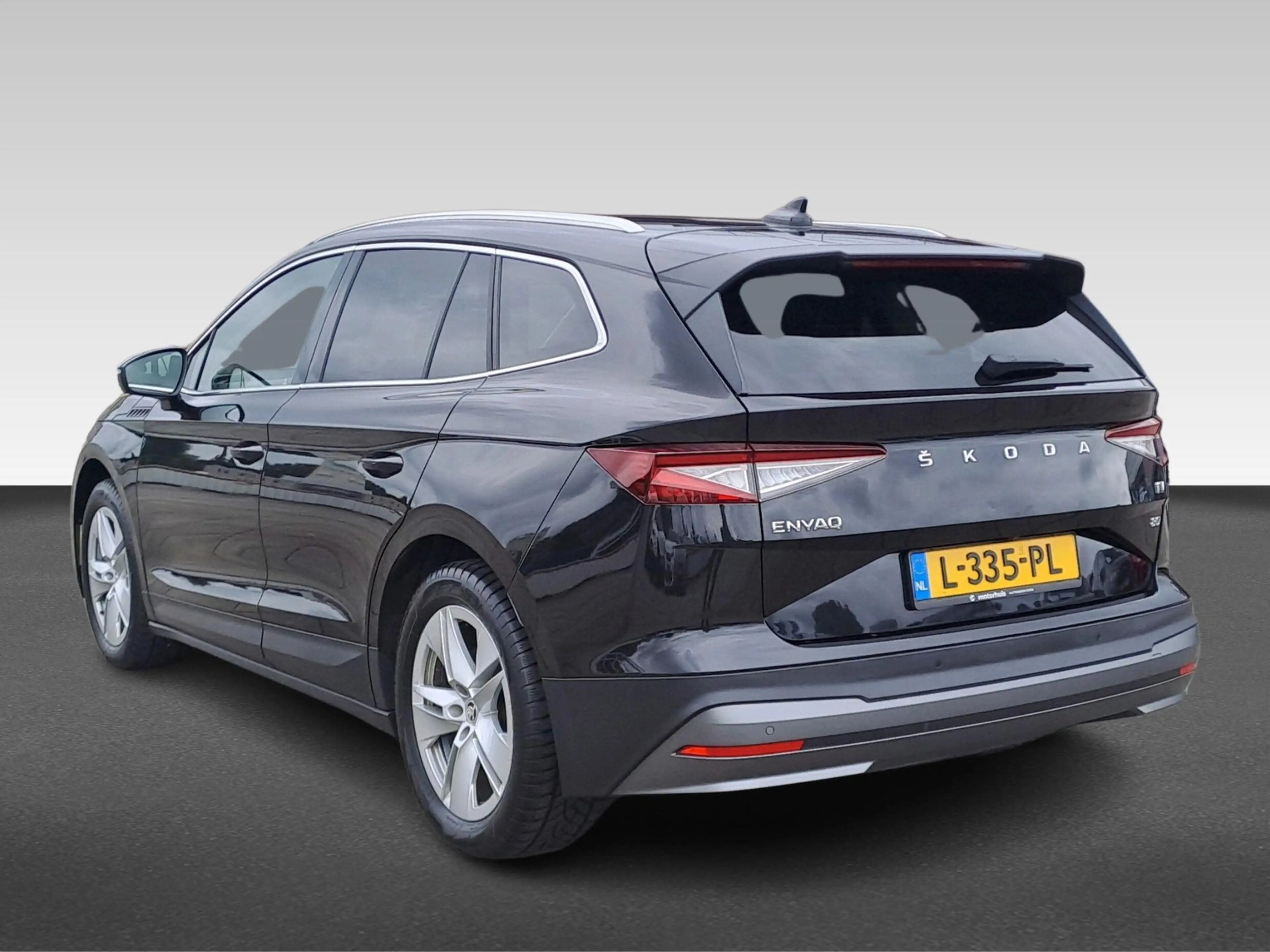 Skoda Enyaq iV 80 | Achteruitrijcamera | Metaalkleur | Navigat — photo 3