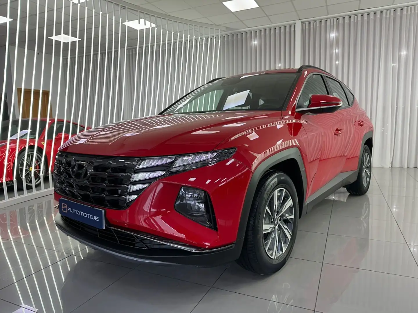 Hyundai TUCSON 1.6 TGDI Maxx 4x2 Rojo - 1