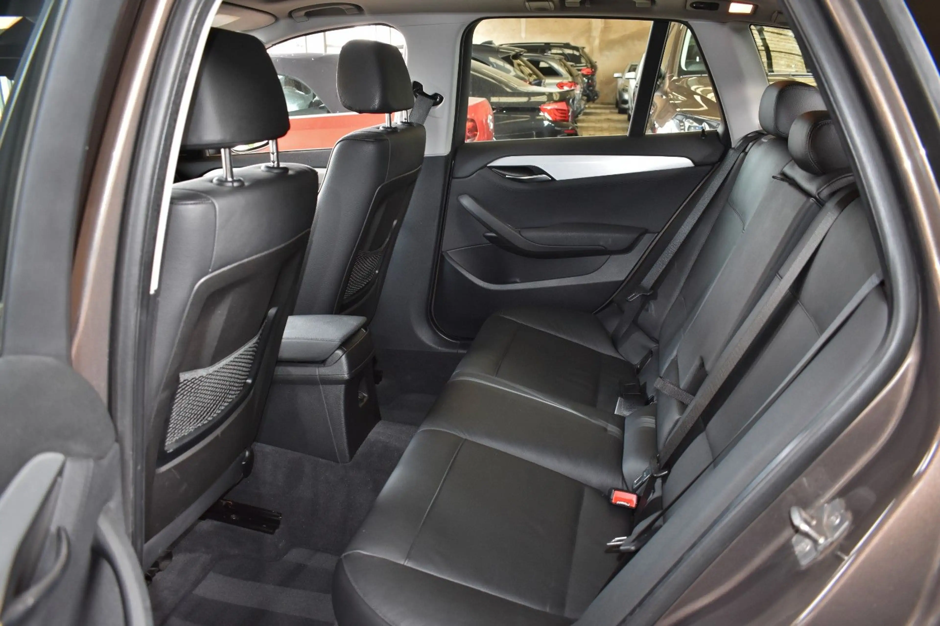 BMW X1 23d xD LEDER NAVI PANO BIXENON H&K 8xALU SHZ — photo 15