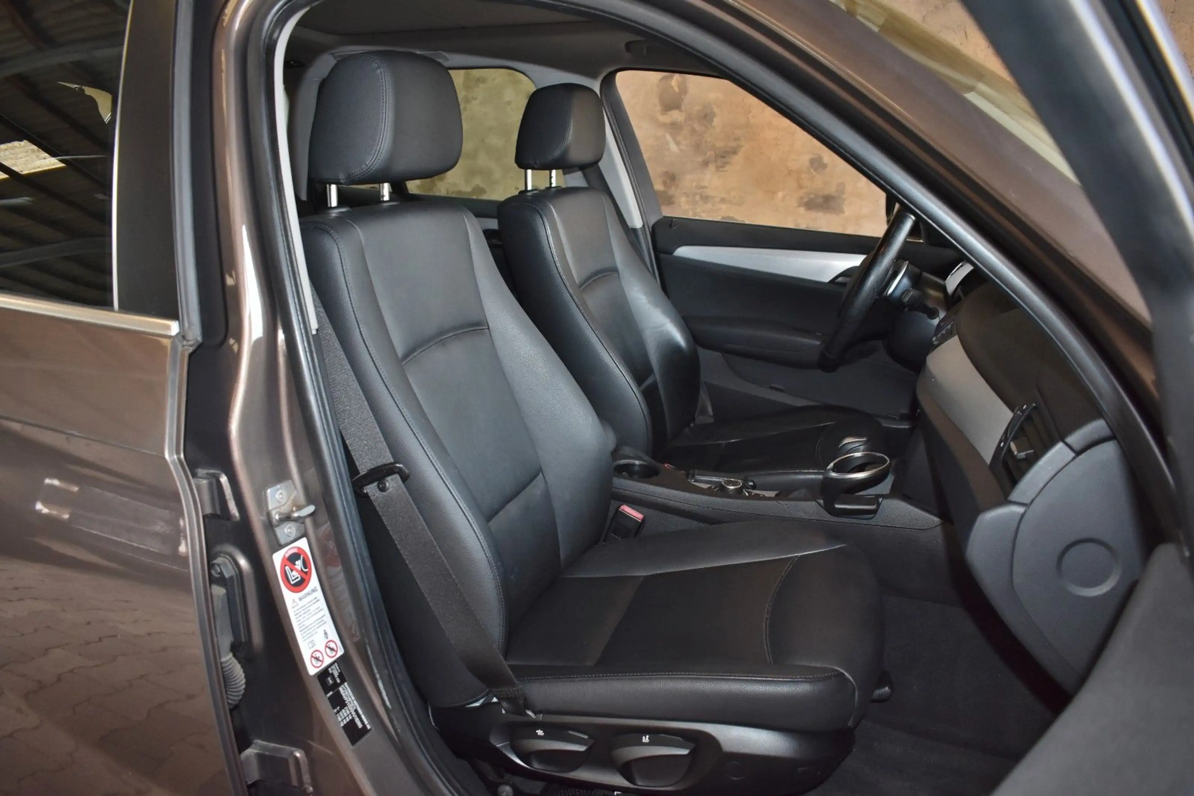 BMW X1 23d xD LEDER NAVI PANO BIXENON H&K 8xALU SHZ — photo 13