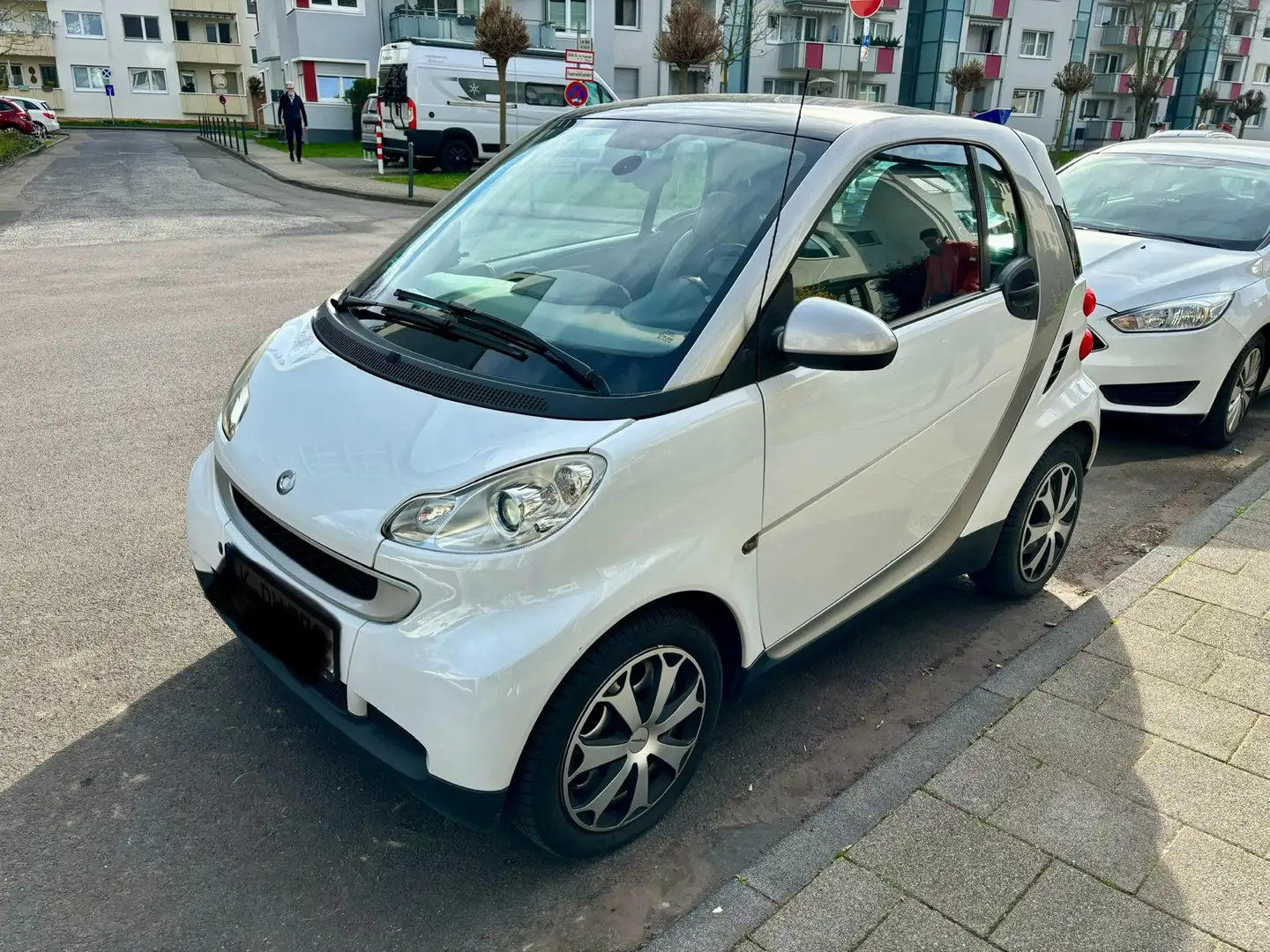 smart forTwo coupe softouch pure micro hybrid drive Weiß - 1