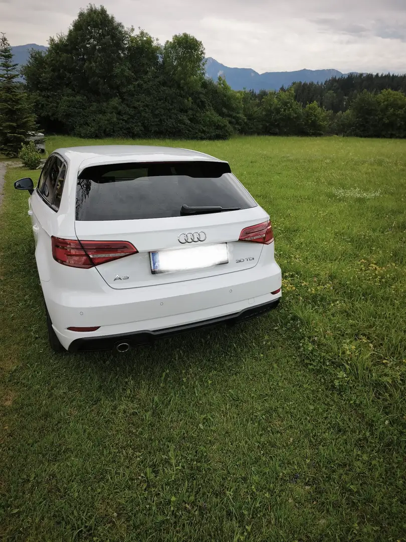 Audi A3 30 TDI Sportback design - 2