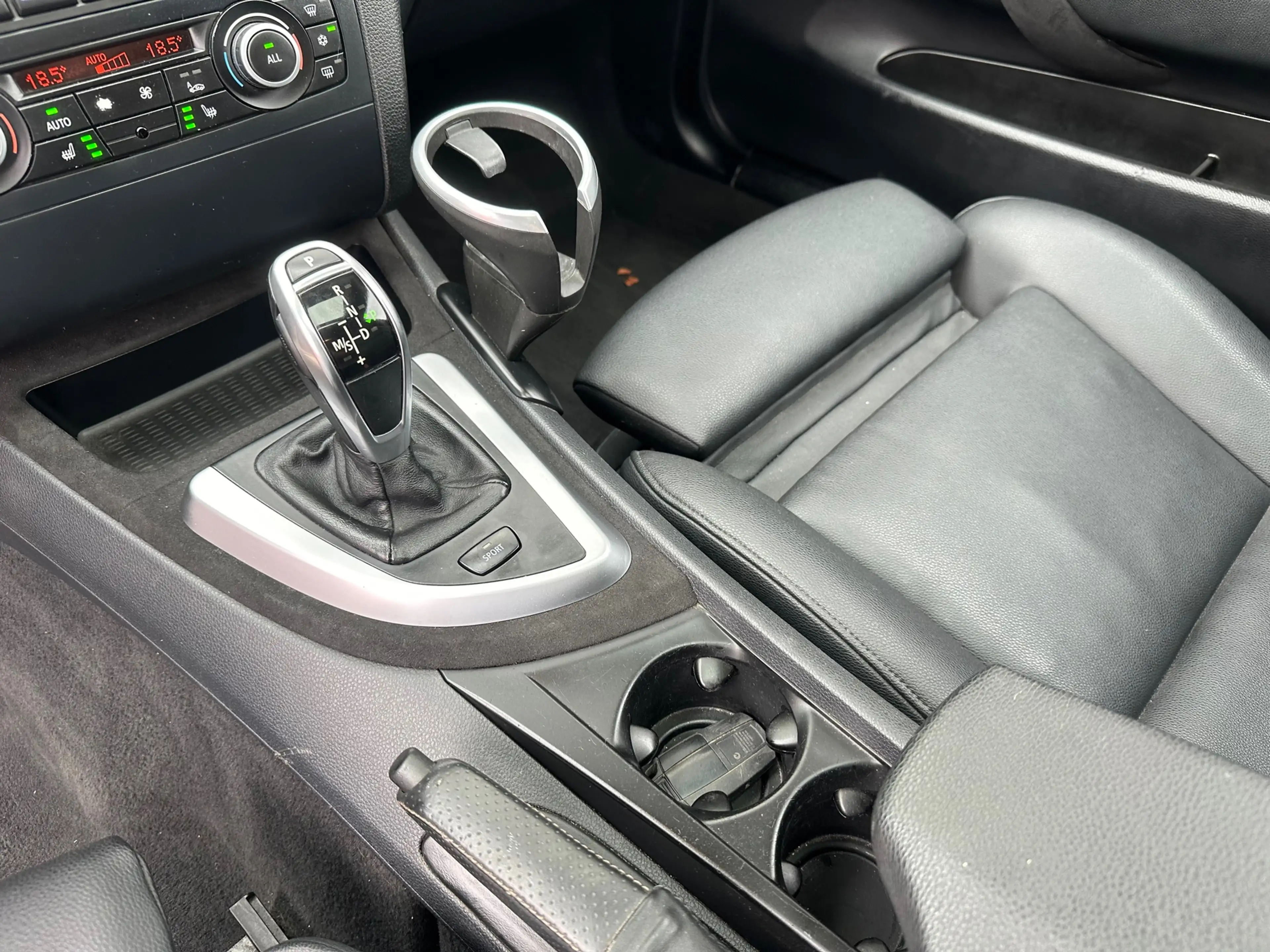 BMW 135 1-serie Coupé 135i High Executive SCHUIFDAK/LEDER/ — photo 12
