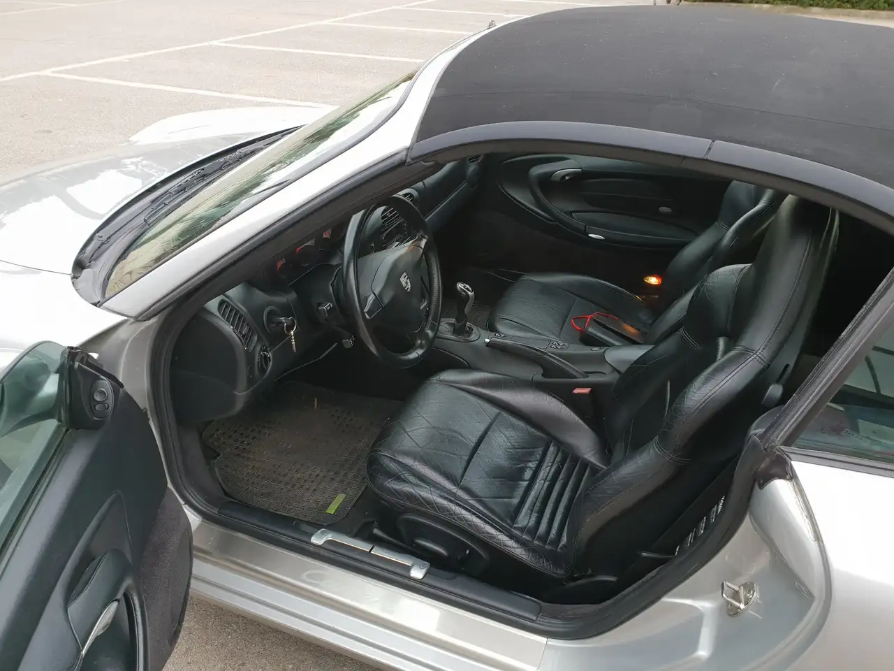 Porsche 911 Cabrio 3.4 Carrera 4, foto 12