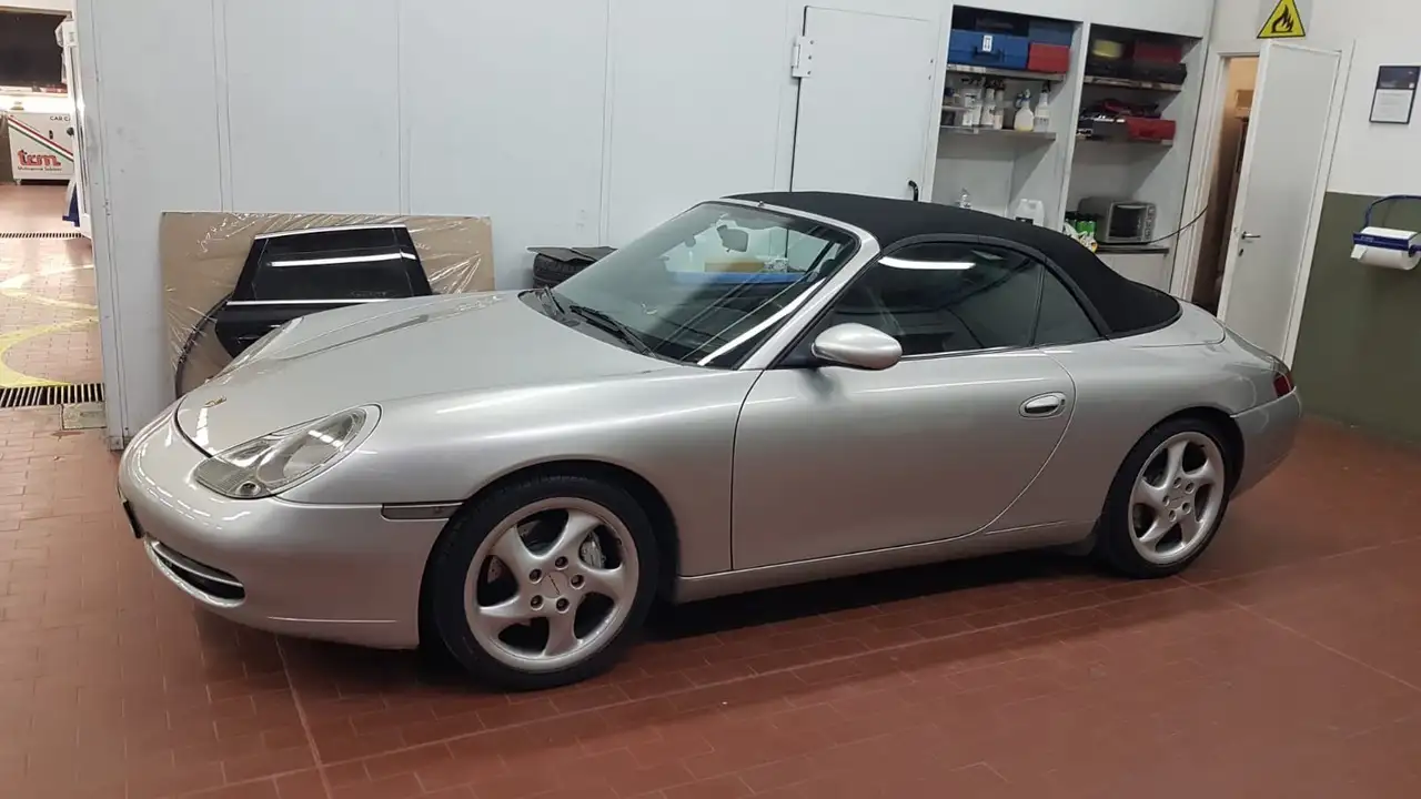 Porsche 911 Cabrio 3.4 Carrera 4, foto 8