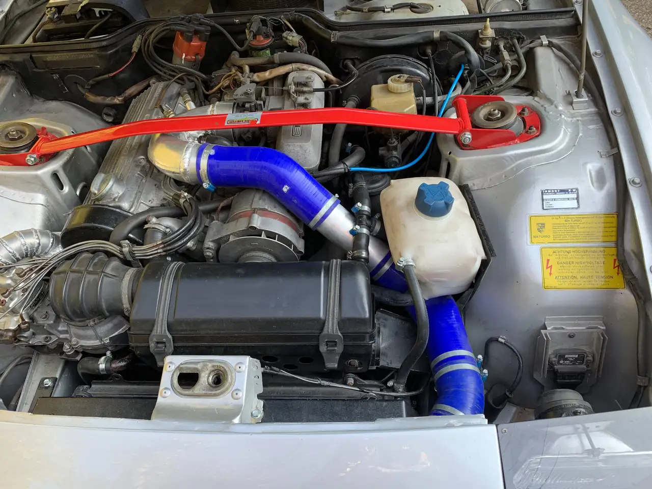 Porsche 924 2.0 Turbo, foto 8