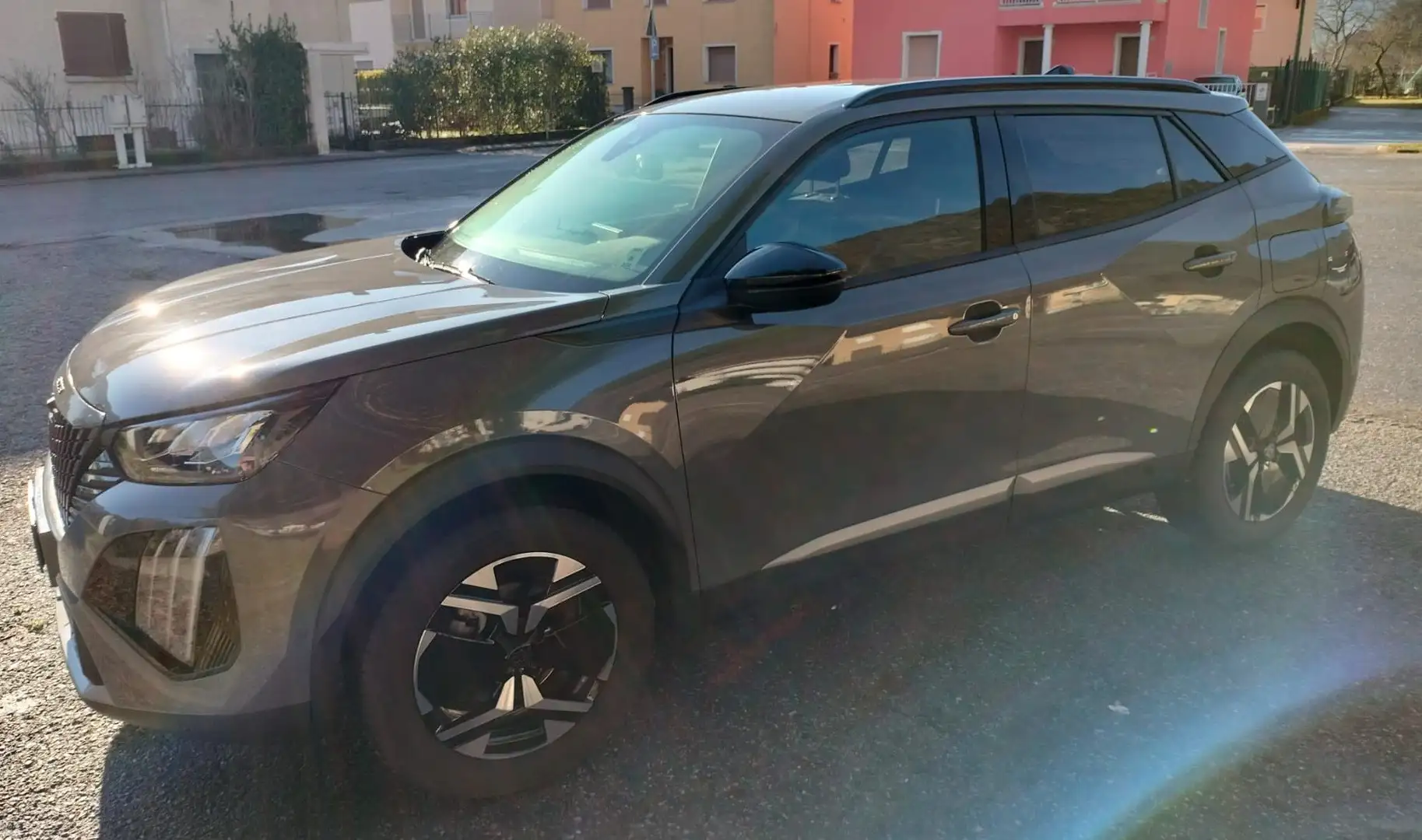 Peugeot 2008 2008+1.2+puretech+Allure+s Grigio - 1