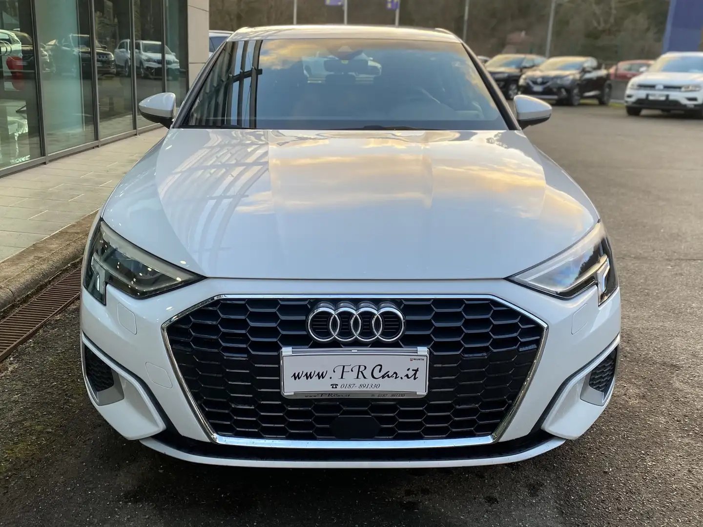 Audi A3 SPB 30 TDI Business Advanced Weiß - 2