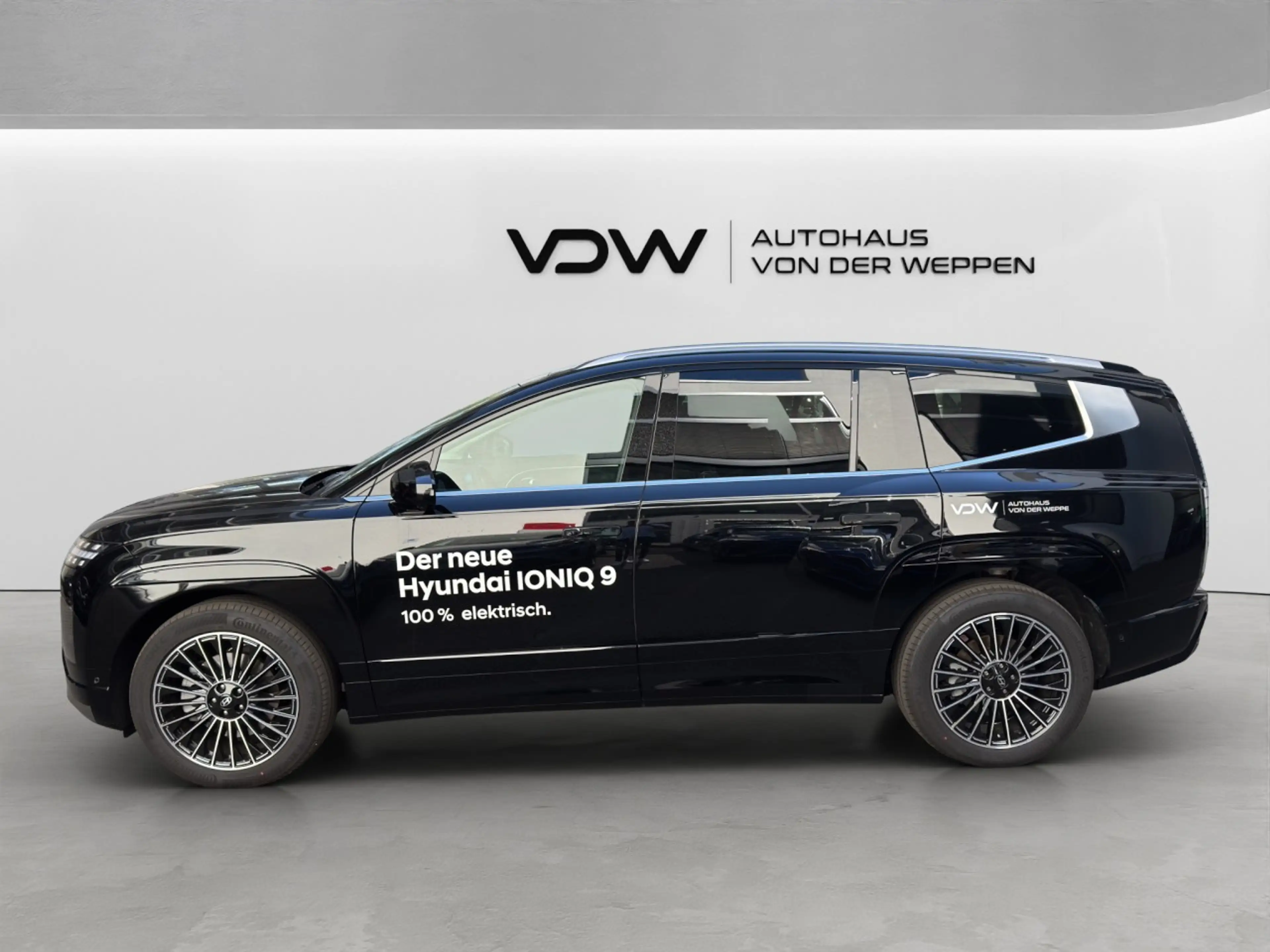 Hyundai IONIQ 9 UNIQ MIT GLASDACH + EINZELSITZE DREHBAR! Klima — photo 3