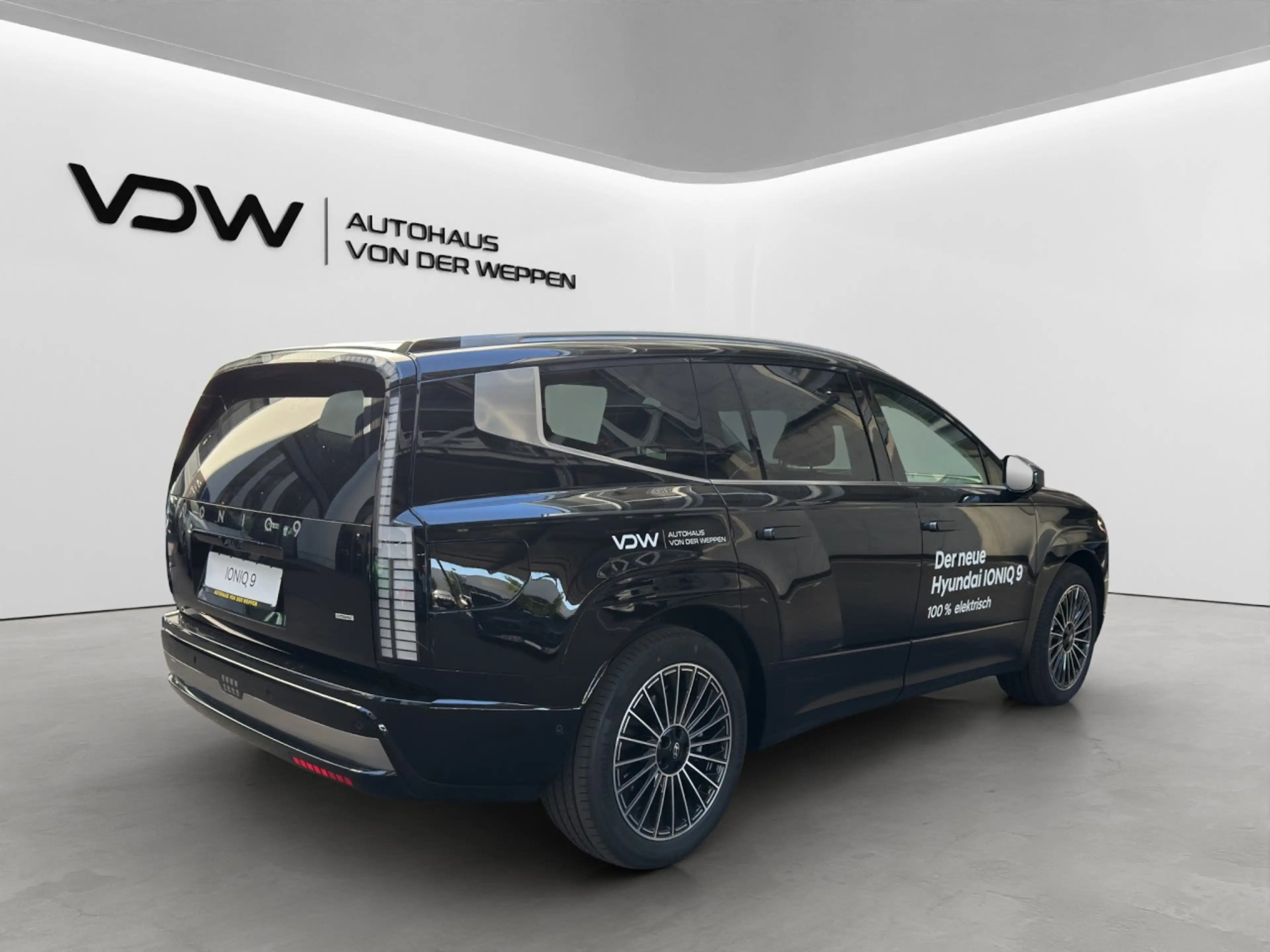 Hyundai IONIQ 9 UNIQ MIT GLASDACH + EINZELSITZE DREHBAR! Klima — photo 8