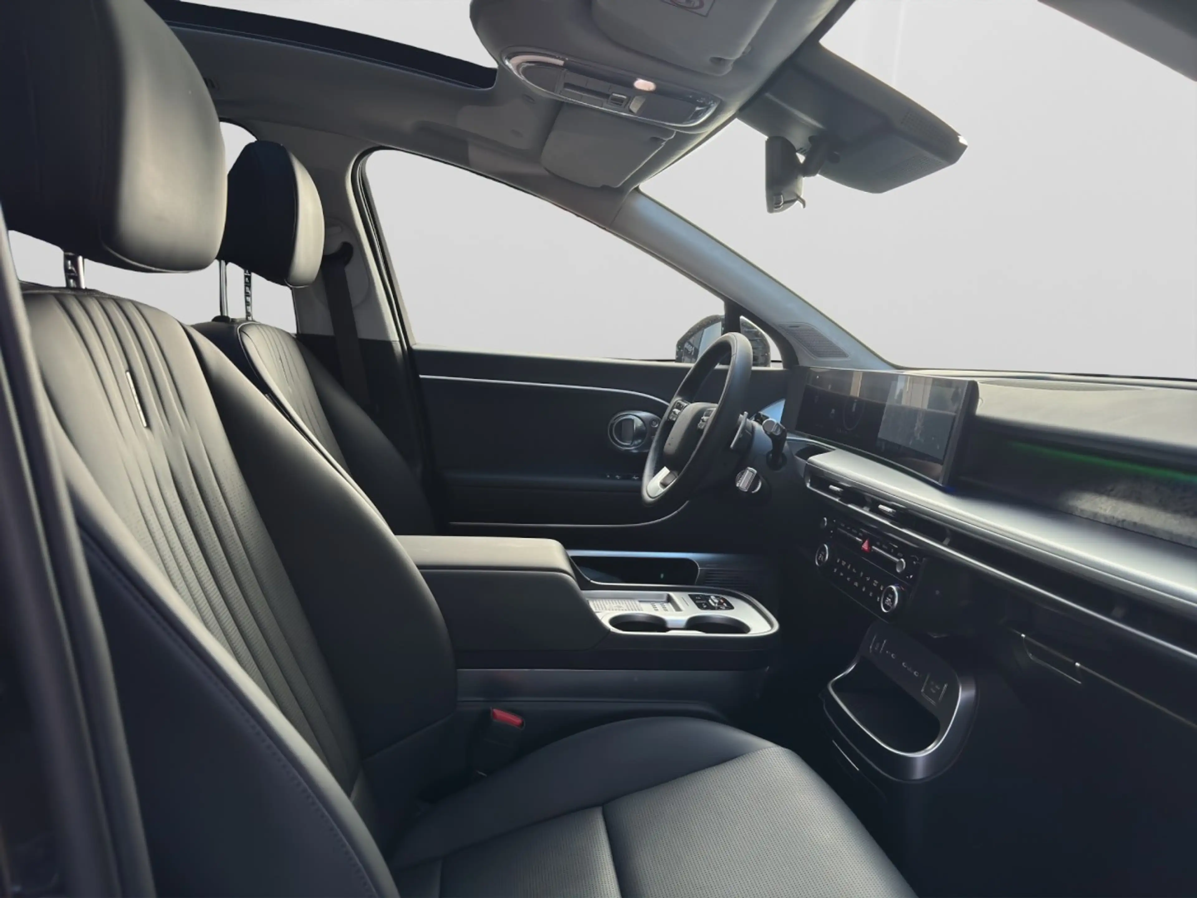 Hyundai IONIQ 9 UNIQ MIT GLASDACH + EINZELSITZE DREHBAR! Klima — photo 15