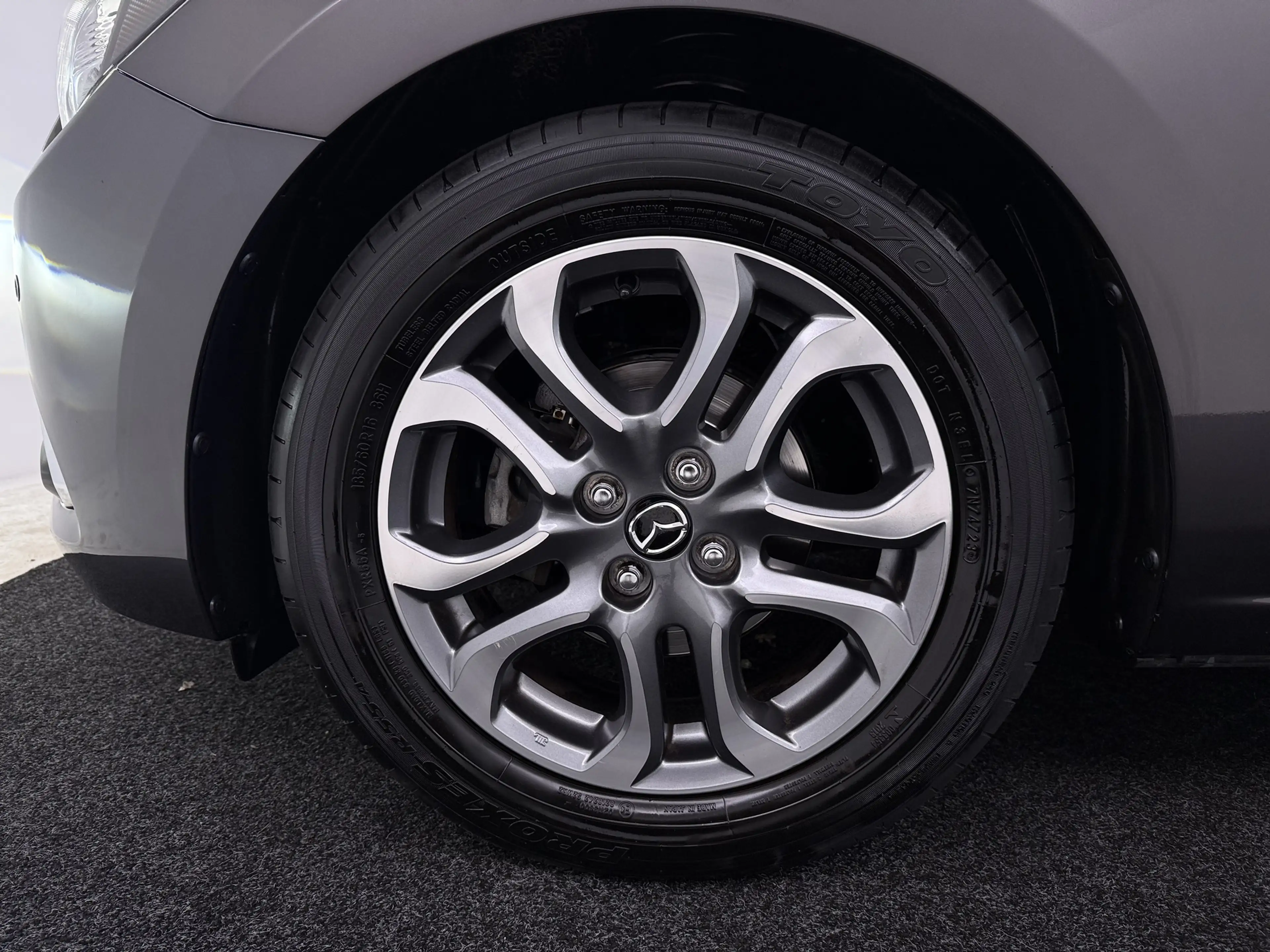 Mazda 2 1.5 Skyactiv-G GT-Luxury — photo 6