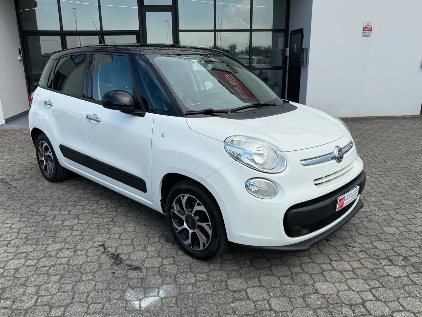 Fiat 500L 1.3 Multijet 95 CV Lounge Bianco - 2