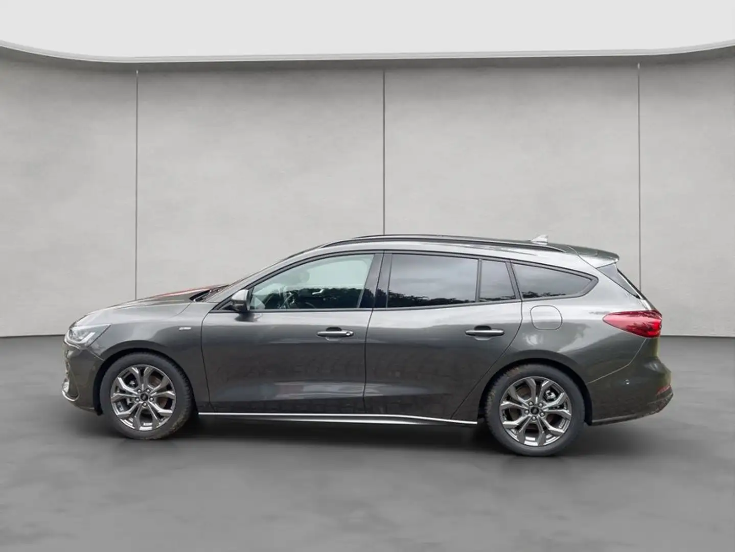 Ford Focus 1.0 EcoBoost ST Line X AHK, KAMERA, LED, Gris - 2