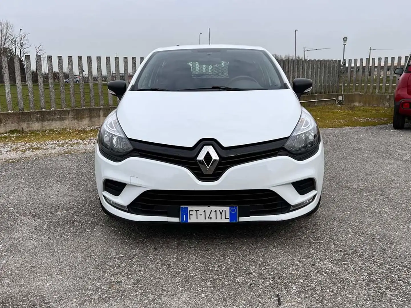 Renault Clio usata a Cremosano - Crema - Cr per € 10.500,-
