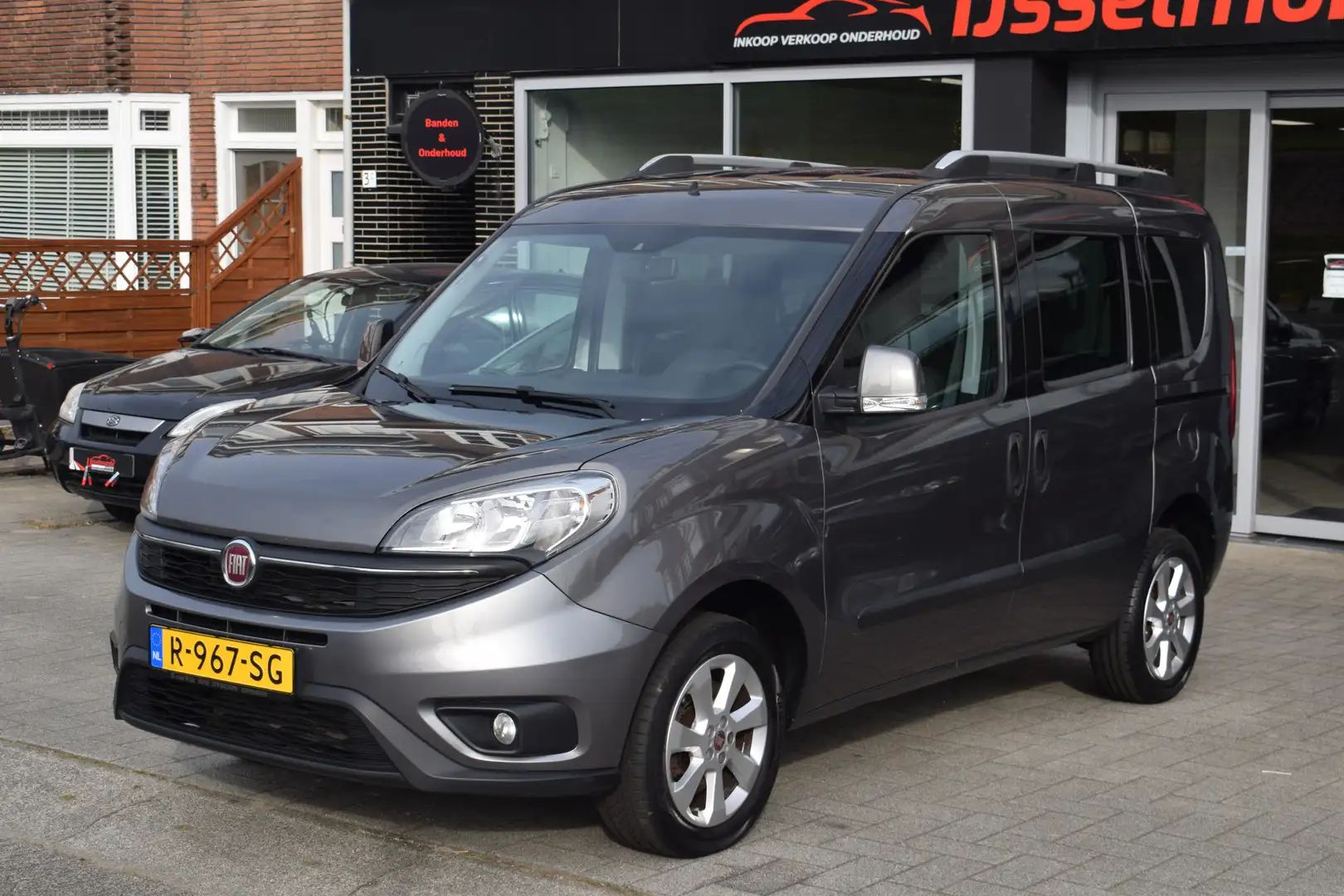 Fiat Doblo 1.4 T-Jet Lounge Climate Cruise PDC Grigio - 2