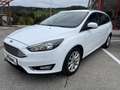 Ford Focus Traveller 1,0 EcoBoost Titanium Weiß - thumbnail 1